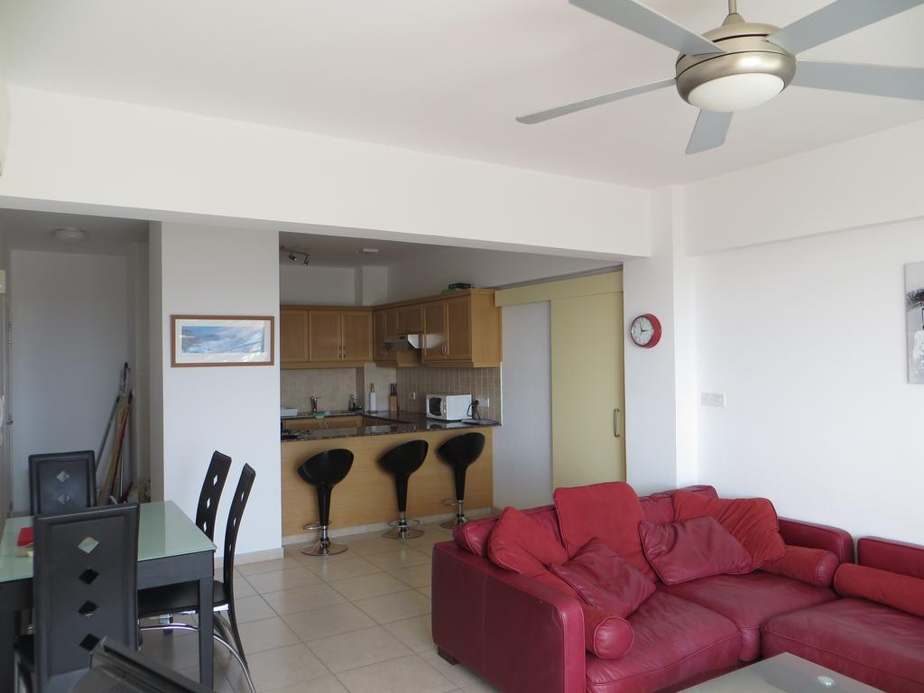 Melania Apartment Paphos Exterior photo
