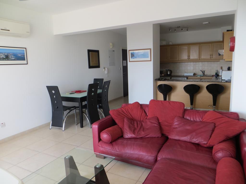 Melania Apartment Paphos Exterior photo