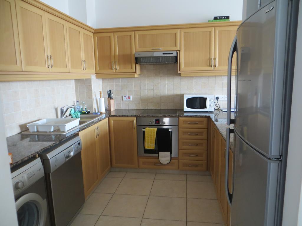 Melania Apartment Paphos Exterior photo